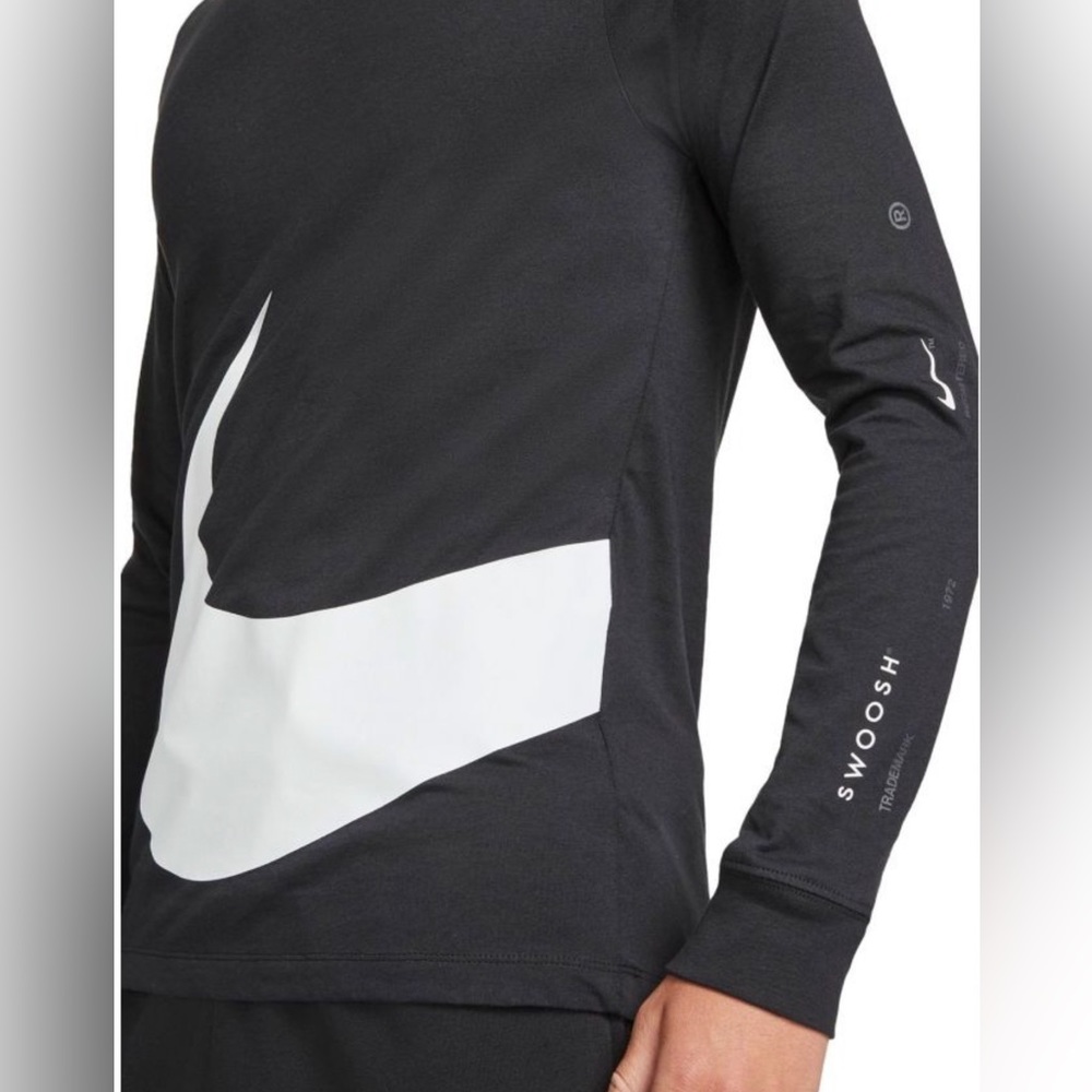 Nike Sportswear NSW Swoosh Long Sleeve Shirt Black